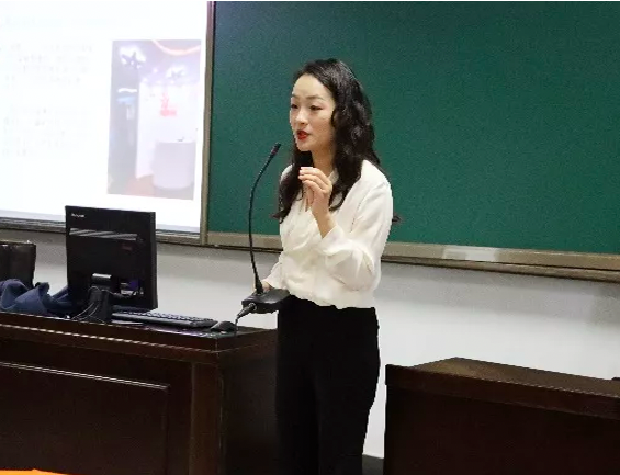 截屏2021-12-06 下午2.57.08.png 截屏2021-12-06 下午2.57.08.png